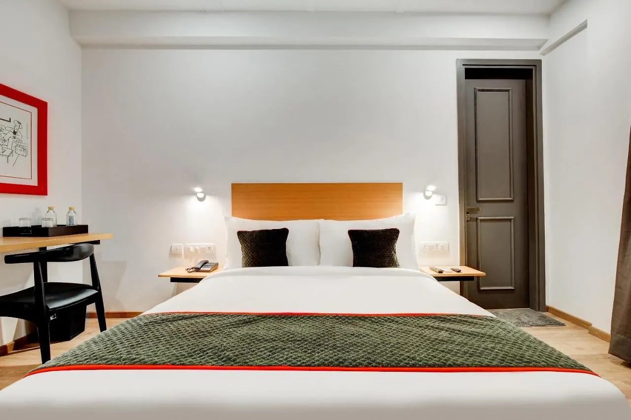 Oyo Townhouse 219, Sector 49, Gurgaon Hotel